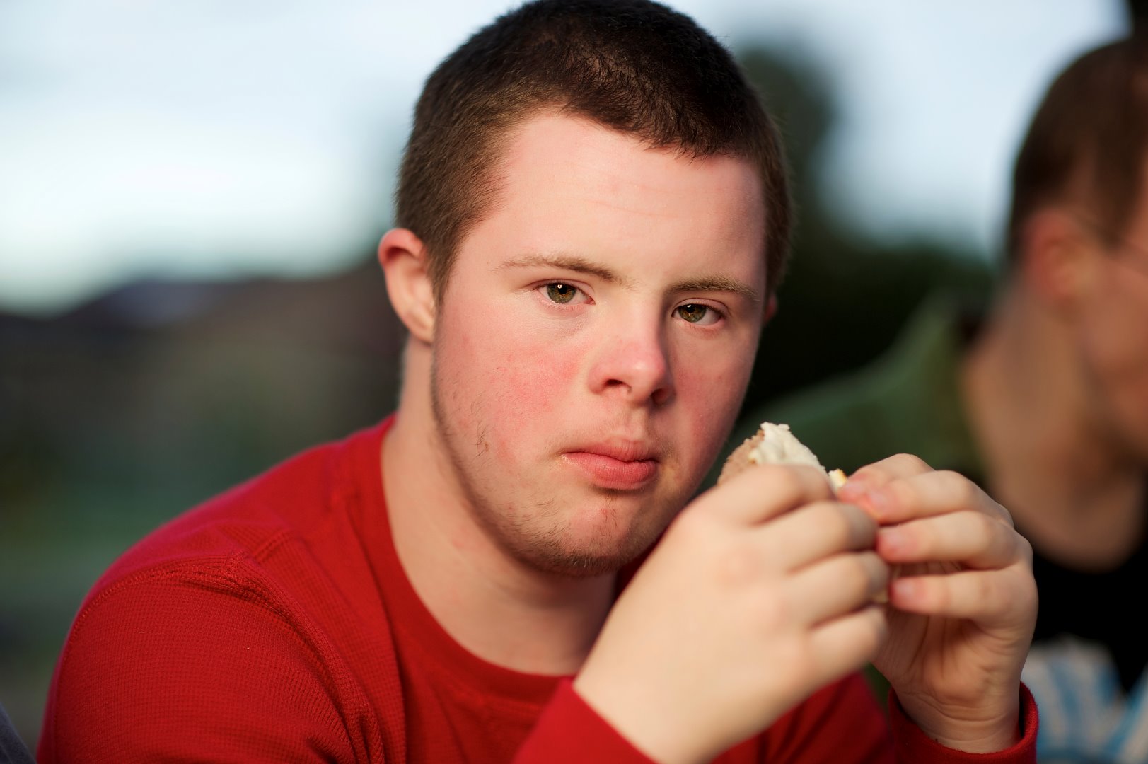 PIC - Teenager eating